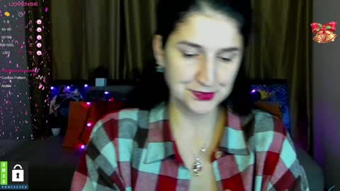 Snapshot of alianna_solo_kiss chatting on January 30, 2025, 12:27 pm Alianna online show from January 30, 2025, 12:27 pm