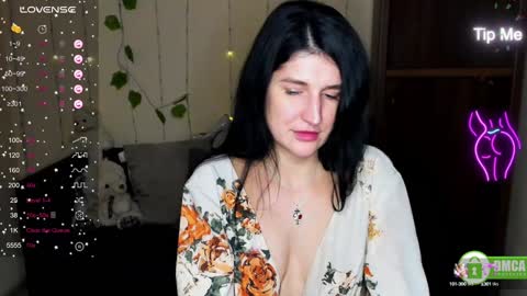Snapshot of alianna_solo_kiss chatting on February 4, 2025, 3:26 pm Alianna online show from February 4, 2025, 3:26 pm