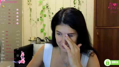 Snapshot of alianna_solo_kiss chatting on September 16, 2025, 11:11 am Alianna online show from September 16, 2025, 11:11 am