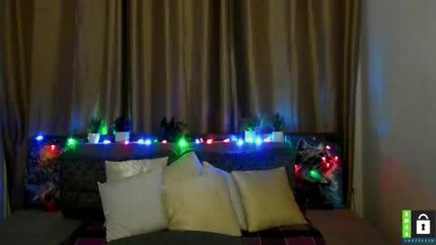 Alianna online show from December 17, 2025, 6:30 am