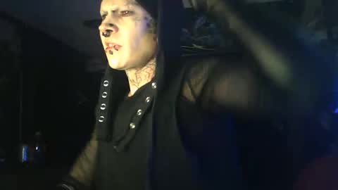 noire13 online show from December 3, 2025, 8:00 am