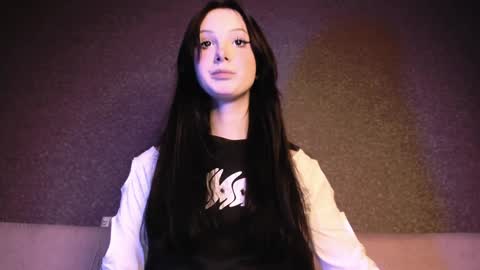 Alice Aris online show from December 6, 2024, 5:22 pm