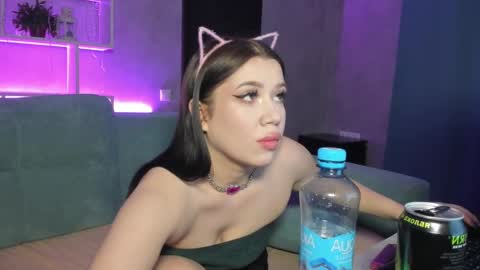 Alice  GMT2 Mon 3-9 AM Tue 3-9 AM Fri 3-9 AM Sat 3-9 AM Sun 3-9 AM online show from January 16, 2025, 4:17 am