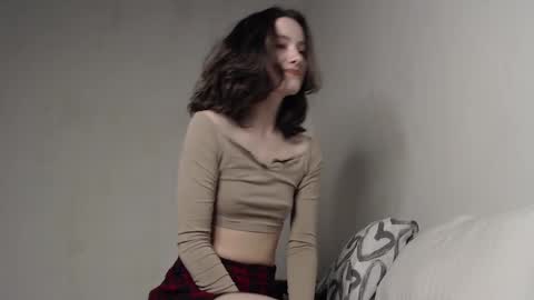 Snapshot of alice_glo chatting on March 12, 2025, 10:28 pm Alice online show from March 12, 2025, 10:28 pm