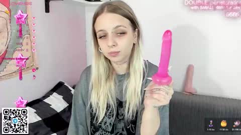 alice_halle online show from November 15, 2025, 10:45 am