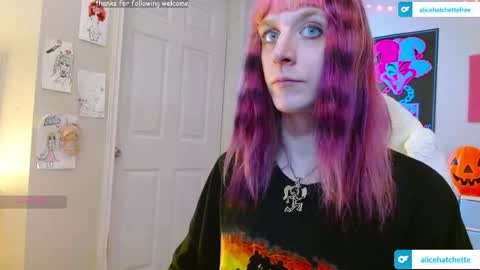 Snapshot of alice_hatchette chatting on May 13, 2026, 4:26 pm Alice Hatchette online show from May 13, 2026, 4:26 pm