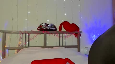 Snapshot of alice_hotlikefire chatting on November 22, 2025, 9:52 am Hot Like Fire online show from November 22, 2025, 9:52 am