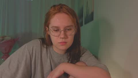 Snapshot of alice_miiiller chatting on June 11, 2026, 7:50 am Alice online show from June 11, 2026, 7:50 am