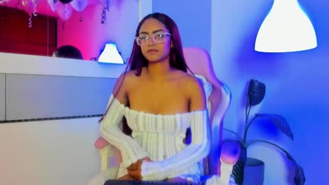 alice_simmons online show from February 14, 2025, 11:53 am