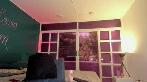 alice_simpson1 online show from September 29, 2025, 12:54 pm