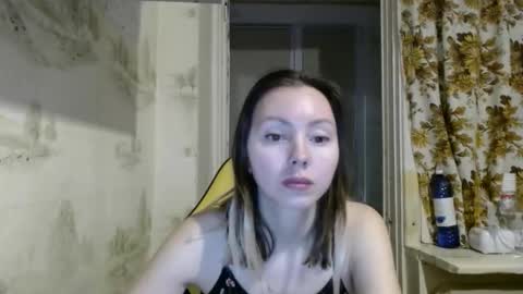 Snapshot of alice_smiles chatting on February 12, 2026, 10:38 pm Alice smiles online show from February 12, 2026, 10:38 pm