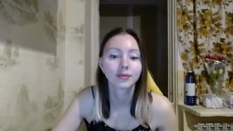 Snapshot of alice_smiles chatting on March 11, 2026, 10:38 pm Alice smiles online show from March 11, 2026, 10:38 pm