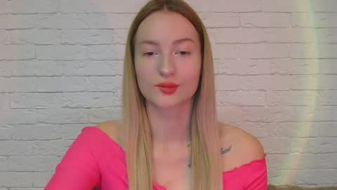 Alice online show from October 7, 2025, 5:32 pm