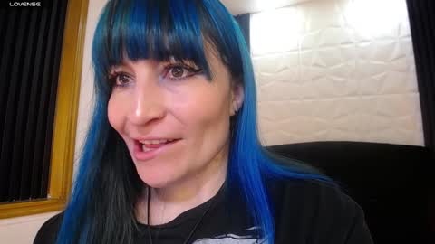 Snapshot of alice_sweetmomma chatting on December 16, 2024, 3:00 pm Alice online show from December 16, 2024, 3:00 pm