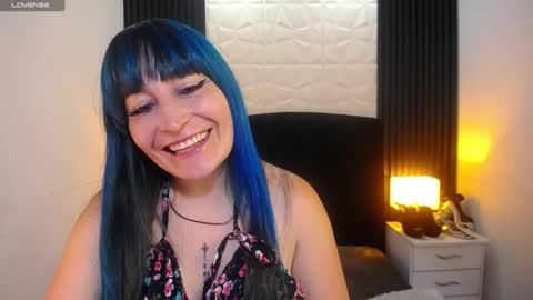 Snapshot of alice_sweetmomma chatting on December 16, 2024, 6:05 pm Alice online show from December 16, 2024, 6:05 pm