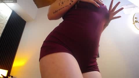 Snapshot of alice_sweetmomma chatting on December 17, 2024, 4:00 pm Alice online show from December 17, 2024, 4:00 pm