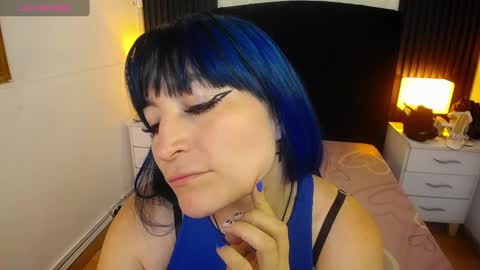 Snapshot of alice_sweetmomma chatting on December 23, 2024, 6:37 pm Alice online show from December 23, 2024, 6:37 pm