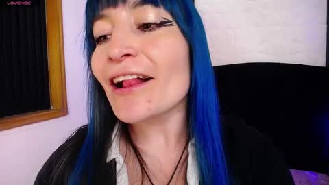 Snapshot of alice_sweetmomma chatting on January 21, 2025, 8:32 pm Alice online show from January 21, 2025, 8:32 pm