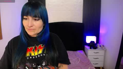 Snapshot of alice_sweetmomma chatting on January 23, 2025, 7:51 pm Alice online show from January 23, 2025, 7:51 pm