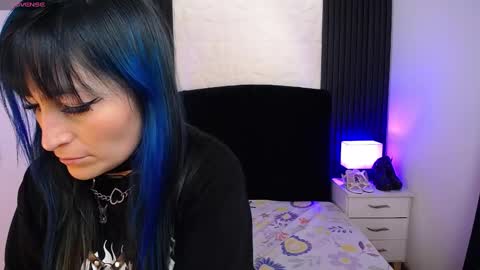 Snapshot of alice_sweetmomma chatting on February 12, 2025, 7:35 pm Alice online show from February 12, 2025, 7:35 pm