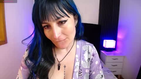 Snapshot of alice_sweetmomma chatting on February 23, 2025, 2:40 am Alice online show from February 23, 2025, 2:40 am
