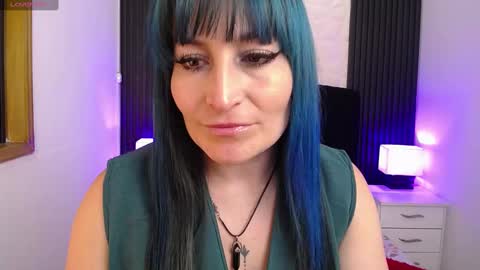 Snapshot of alice_sweetmomma chatting on March 8, 2025, 4:17 pm Alice online show from March 8, 2025, 4:17 pm