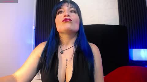 Snapshot of alice_sweetmomma chatting on October 13, 2025, 5:35 pm Alice online show from October 13, 2025, 5:35 pm