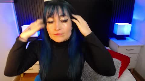 Snapshot of alice_sweetmomma chatting on October 15, 2025, 7:14 pm Alice online show from October 15, 2025, 7:14 pm