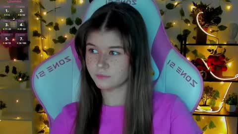 Snapshot of alice_tails chatting on February 2, 2026, 6:39 pm Alice online show from February 2, 2026, 6:39 pm