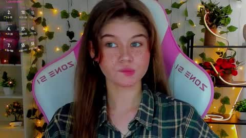 Snapshot of alice_tails chatting on February 9, 2026, 12:09 pm Alice online show from February 9, 2026, 12:09 pm