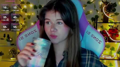 Snapshot of alice_tails chatting on February 23, 2026, 6:16 pm Alice online show from February 23, 2026, 6:16 pm