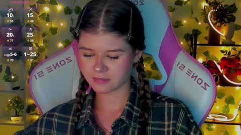 Snapshot of alice_tails chatting on February 27, 2026, 6:08 pm Alice online show from February 27, 2026, 6:08 pm