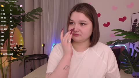 Alice  online show from February 4, 2025, 9:52 pm