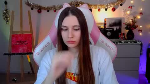 alicecharmy online show from December 21, 2025, 10:44 am