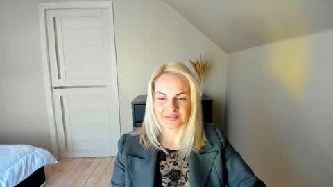 Alicee online show from February 20, 2025, 10:37 am