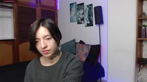alicee_logan_ online show from September 30, 2025, 3:00 am