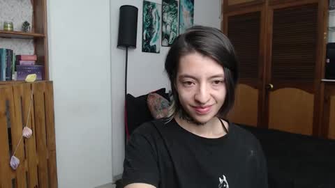 alicee_logan_ online show from February 5, 2026, 2:27 am