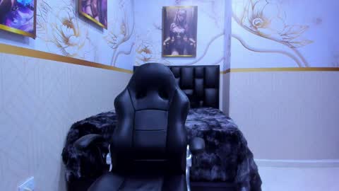 alicee online show from April 12, 2026, 7:08 pm