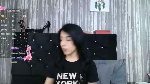 alicee_moonn online show from November 17, 2025, 7:08 pm