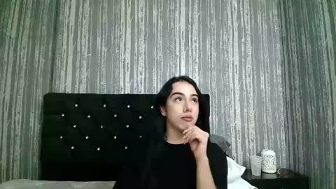 alicee_moonn online show from May 13, 2026, 8:16 pm