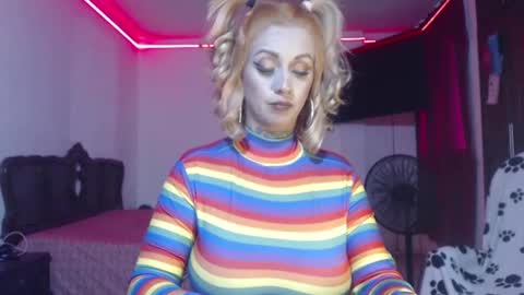 aliceesmiths online show from December 19, 2024, 9:28 pm