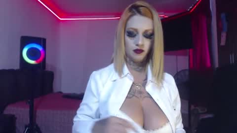 aliceesmiths online show from February 6, 2025, 6:24 pm