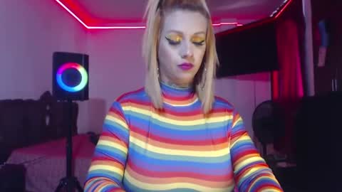 aliceesmiths online show from February 7, 2025, 6:45 pm