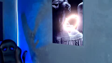 alicefit_212 online show from October 13, 2025, 1:11 pm