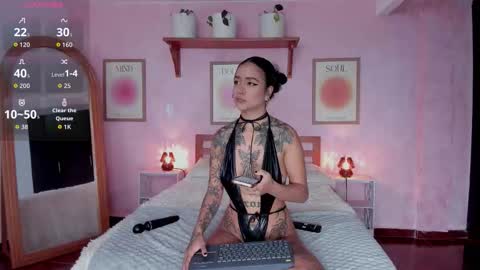 Snapshot of alicegould chatting on November 6, 2025, 11:22 am alicegould online show from November 6, 2025, 11:22 am