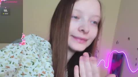 Snapshot of alicehariss chatting on October 25, 2025, 3:36 am Alie online show from October 25, 2025, 3:36 am