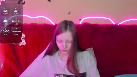 Alie online show from December 19, 2025, 1:23 am