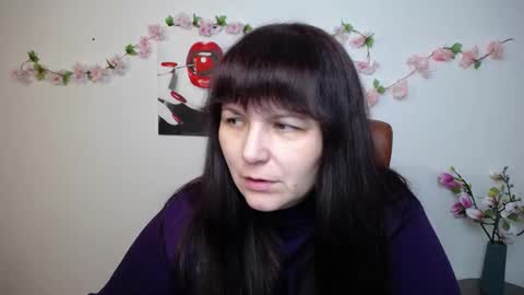 AliceInks online show from November 8, 2025, 8:14 am