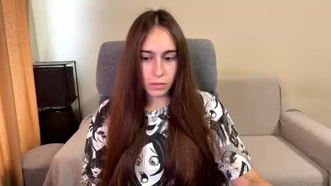 alicekollt online show from October 7, 2025, 9:50 am