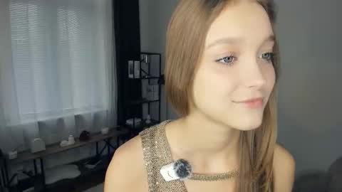 Serena online show from October 22, 2025, 8:03 am